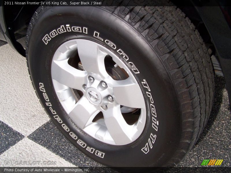 Super Black / Steel 2011 Nissan Frontier SV V6 King Cab