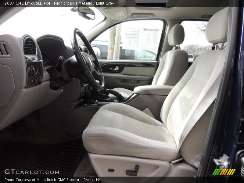 Front Seat of 2007 Envoy SLE 4x4