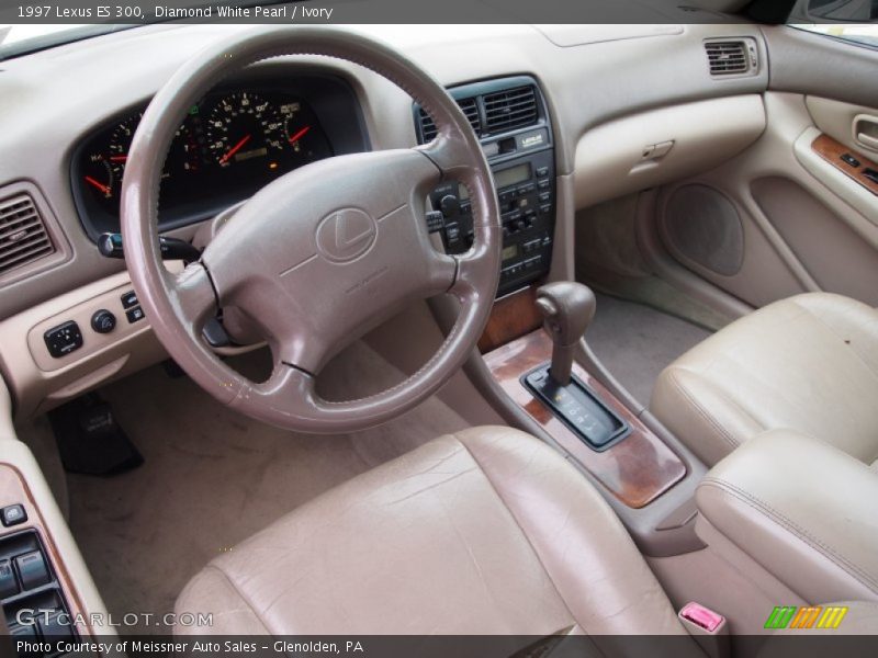 Diamond White Pearl / Ivory 1997 Lexus ES 300
