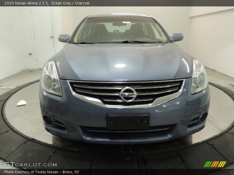 Ocean Gray / Charcoal 2010 Nissan Altima 2.5 S