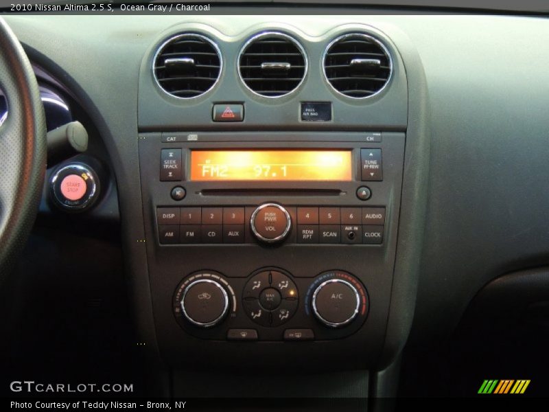 Ocean Gray / Charcoal 2010 Nissan Altima 2.5 S