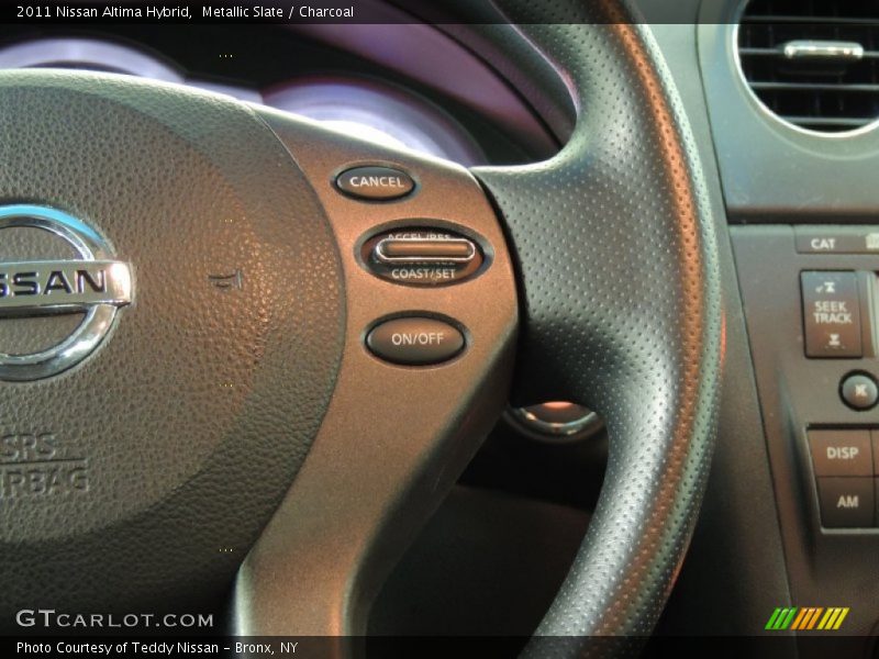 Controls of 2011 Altima Hybrid