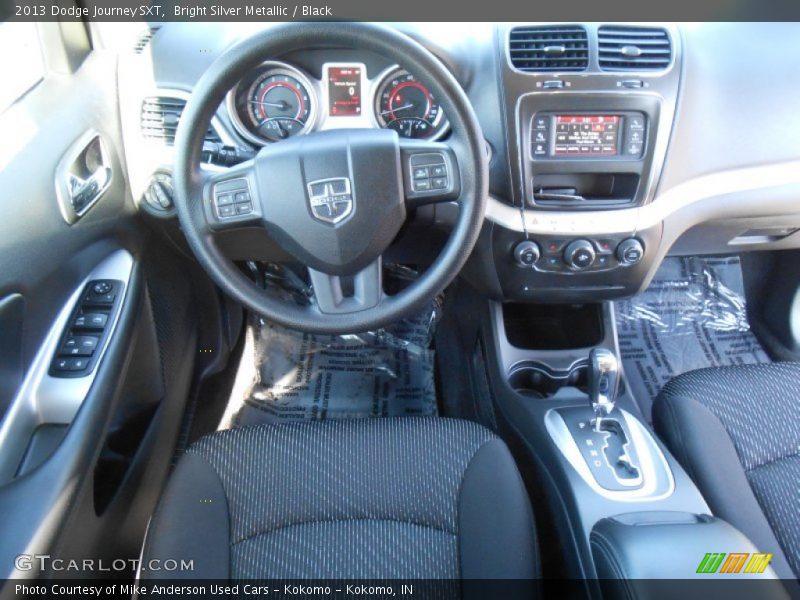 Bright Silver Metallic / Black 2013 Dodge Journey SXT