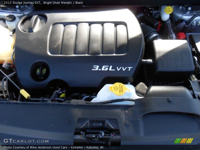 Bright Silver Metallic / Black 2013 Dodge Journey SXT