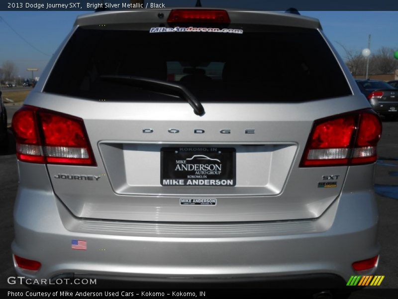 Bright Silver Metallic / Black 2013 Dodge Journey SXT
