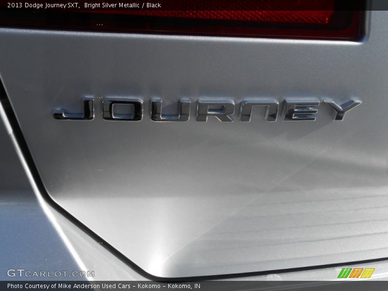 Bright Silver Metallic / Black 2013 Dodge Journey SXT