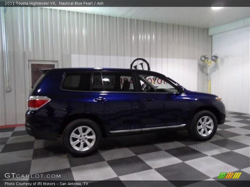 Nautical Blue Pearl / Ash 2011 Toyota Highlander V6