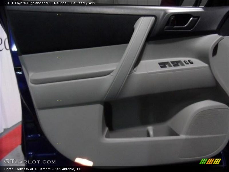 Nautical Blue Pearl / Ash 2011 Toyota Highlander V6