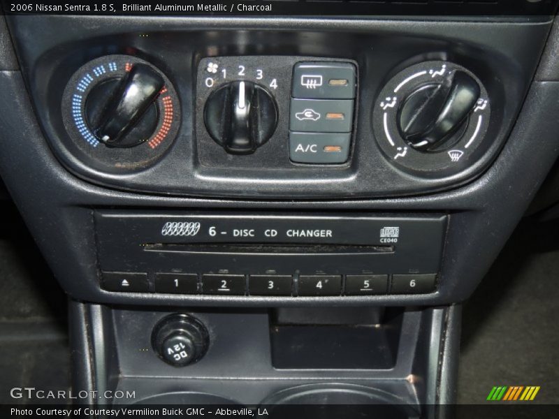 Brilliant Aluminum Metallic / Charcoal 2006 Nissan Sentra 1.8 S