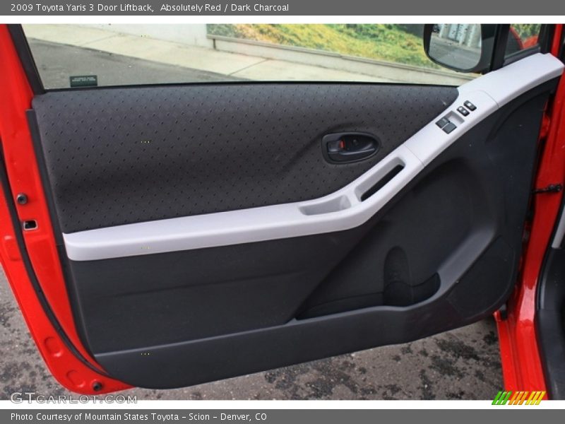Door Panel of 2009 Yaris 3 Door Liftback
