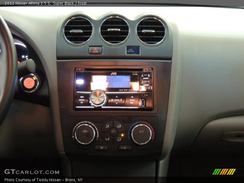 Super Black / Frost 2012 Nissan Altima 2.5 S
