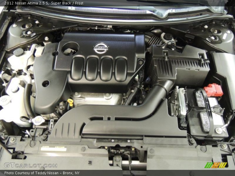Super Black / Frost 2012 Nissan Altima 2.5 S