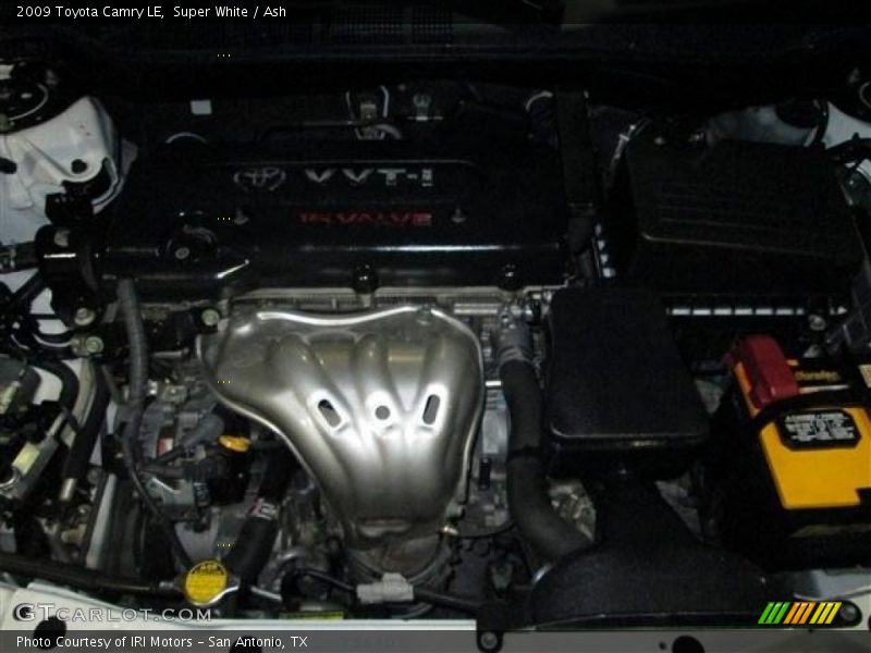 Super White / Ash 2009 Toyota Camry LE