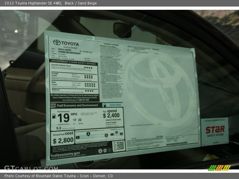 Black / Sand Beige 2013 Toyota Highlander SE 4WD