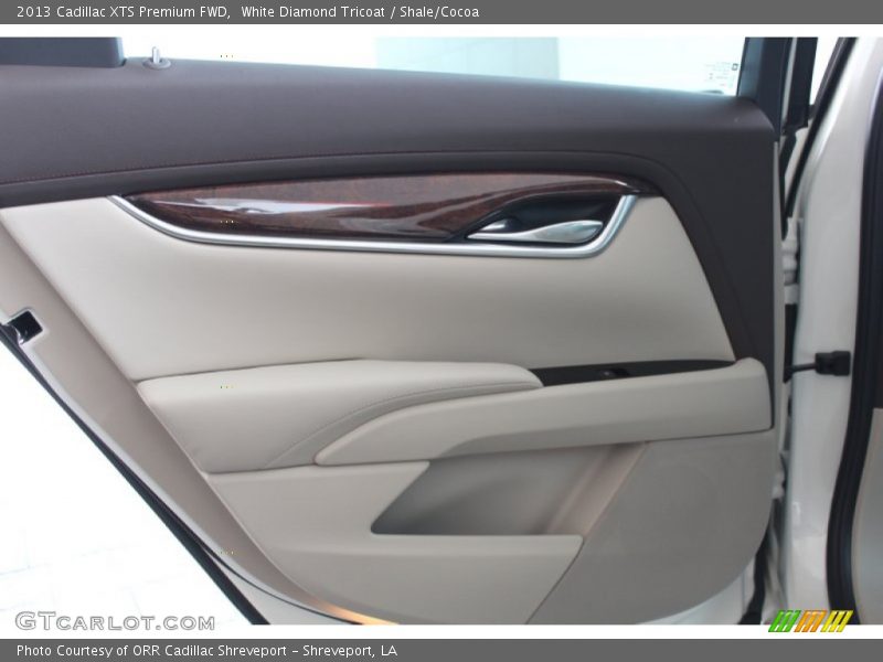 White Diamond Tricoat / Shale/Cocoa 2013 Cadillac XTS Premium FWD