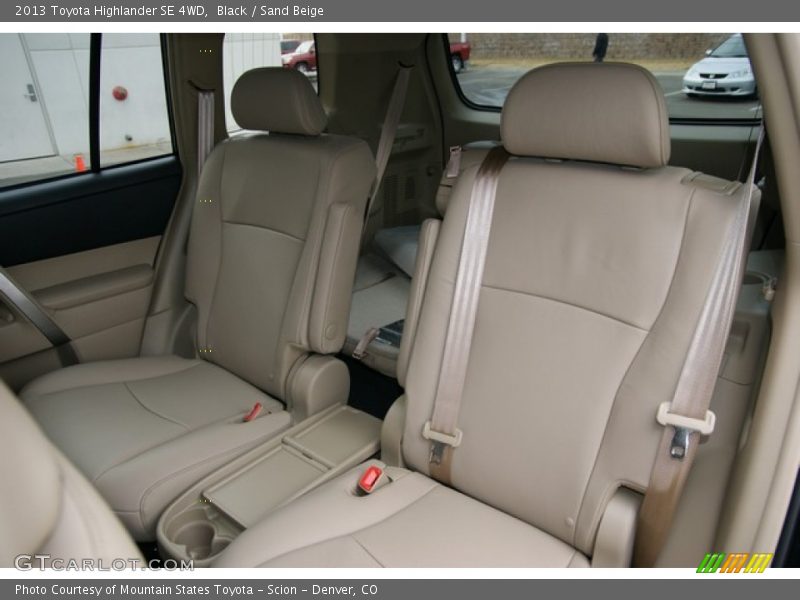 Black / Sand Beige 2013 Toyota Highlander SE 4WD