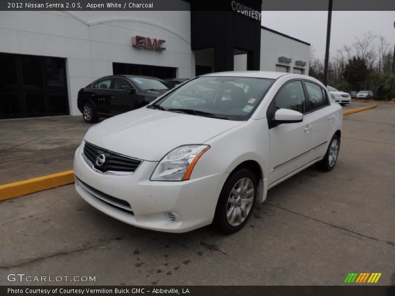 Aspen White / Charcoal 2012 Nissan Sentra 2.0 S