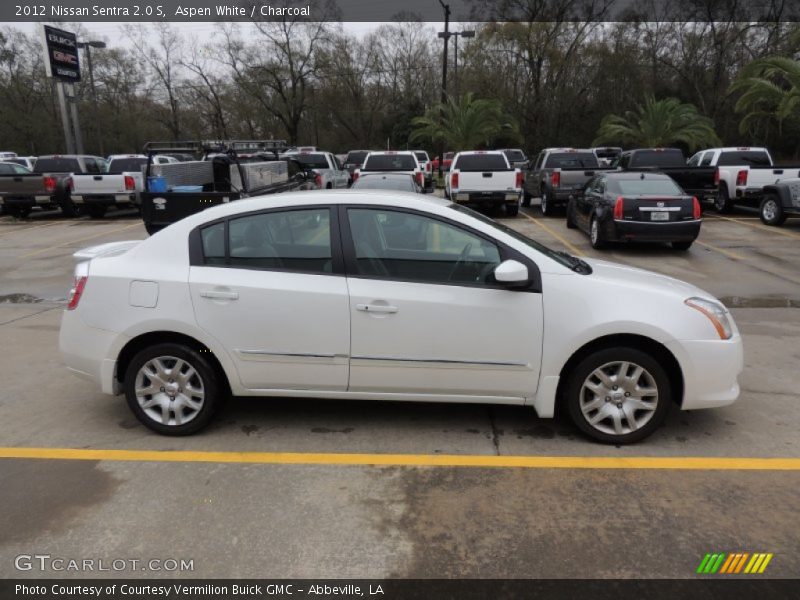 Aspen White / Charcoal 2012 Nissan Sentra 2.0 S