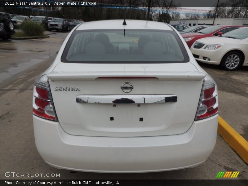 Aspen White / Charcoal 2012 Nissan Sentra 2.0 S