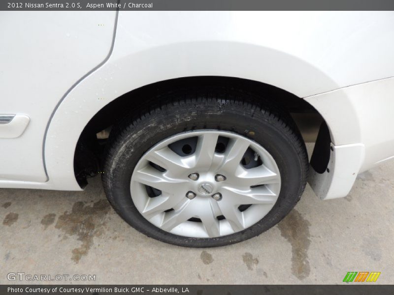 Aspen White / Charcoal 2012 Nissan Sentra 2.0 S