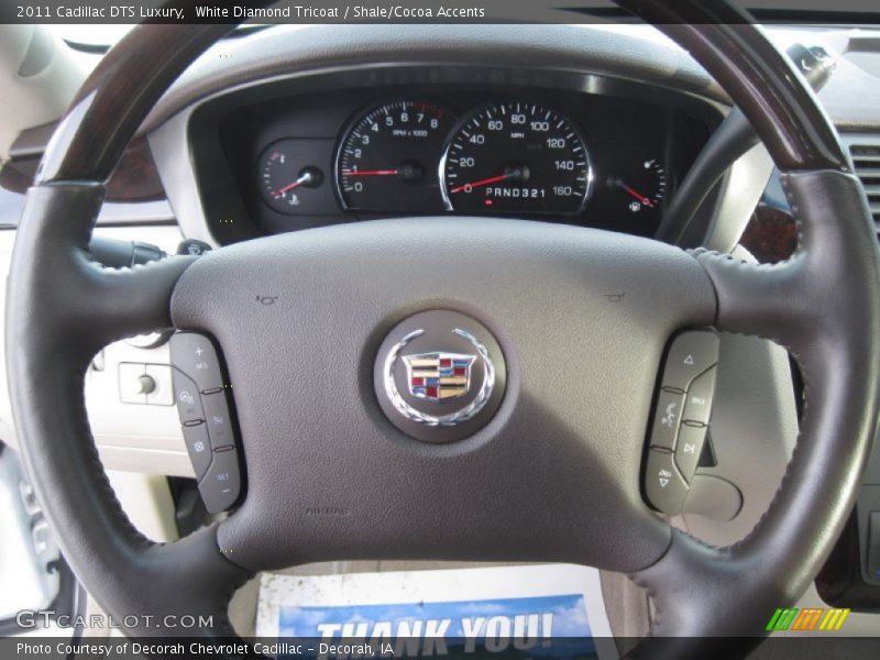 White Diamond Tricoat / Shale/Cocoa Accents 2011 Cadillac DTS Luxury