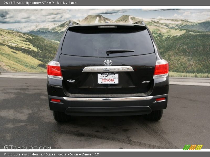 Black / Black 2013 Toyota Highlander SE 4WD