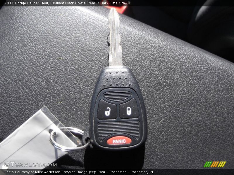 Brilliant Black Crystal Pearl / Dark Slate Gray 2011 Dodge Caliber Heat