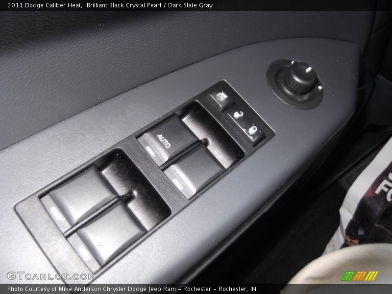 Brilliant Black Crystal Pearl / Dark Slate Gray 2011 Dodge Caliber Heat
