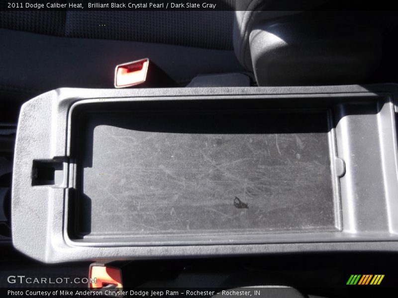 Brilliant Black Crystal Pearl / Dark Slate Gray 2011 Dodge Caliber Heat