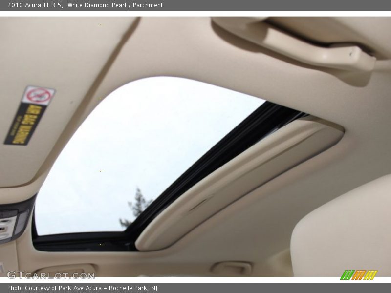 White Diamond Pearl / Parchment 2010 Acura TL 3.5