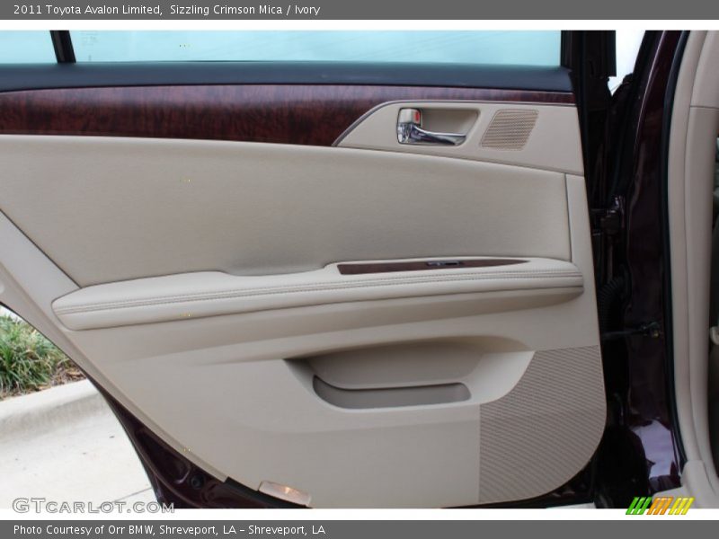 Sizzling Crimson Mica / Ivory 2011 Toyota Avalon Limited