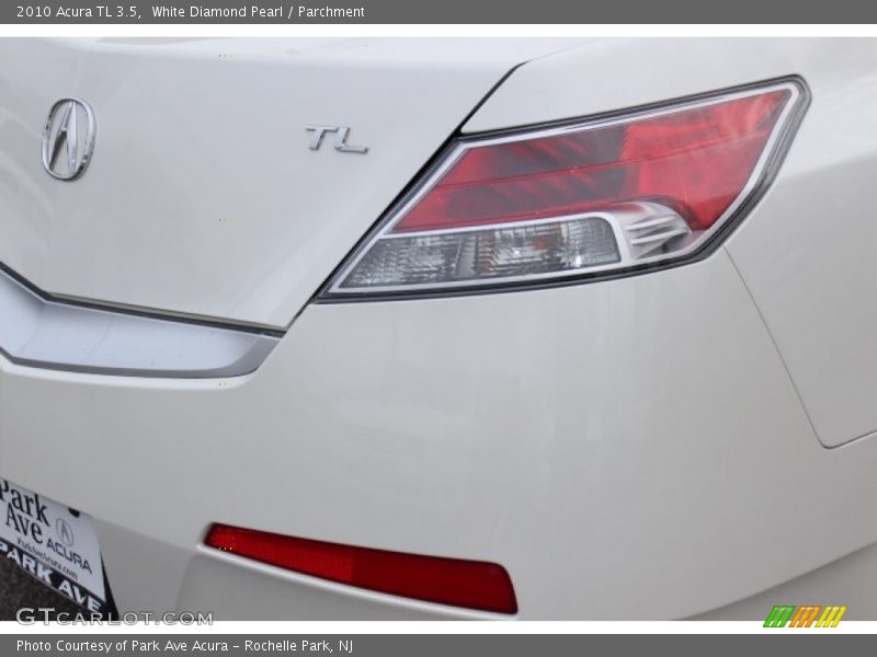 White Diamond Pearl / Parchment 2010 Acura TL 3.5
