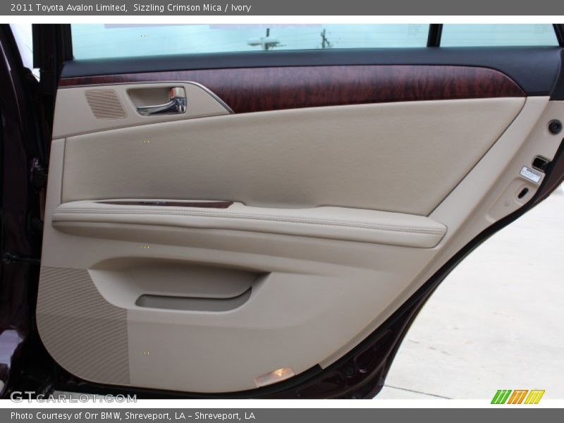 Sizzling Crimson Mica / Ivory 2011 Toyota Avalon Limited