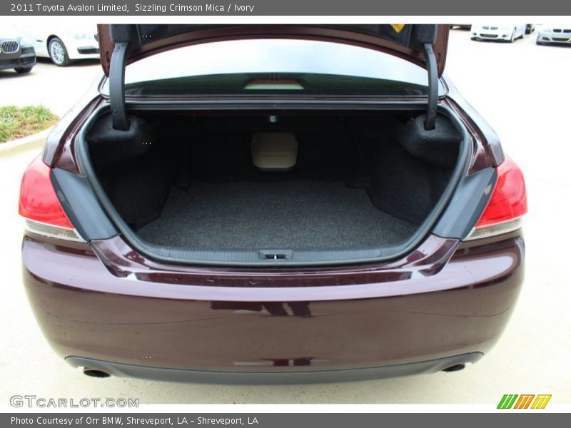 Sizzling Crimson Mica / Ivory 2011 Toyota Avalon Limited