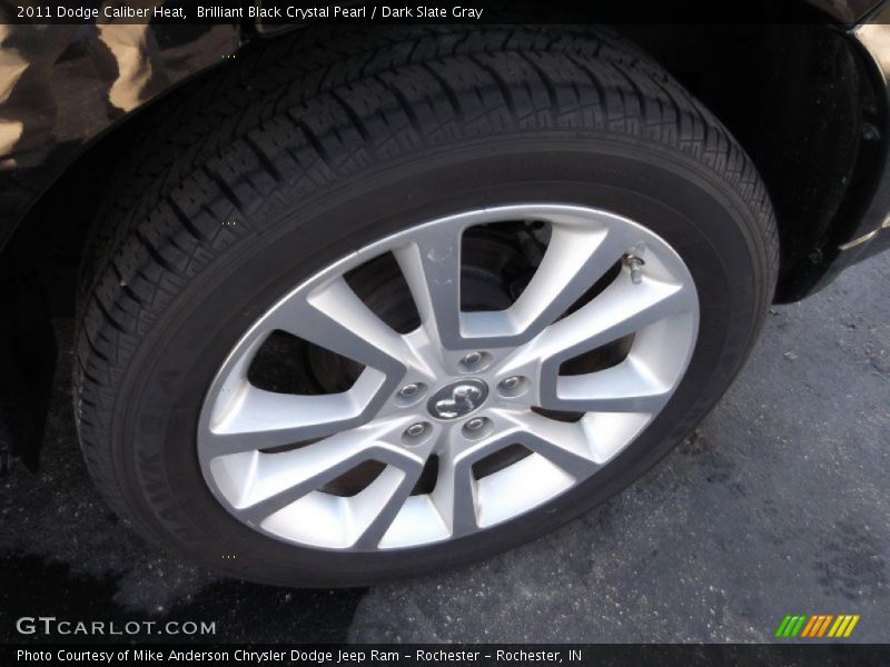 Brilliant Black Crystal Pearl / Dark Slate Gray 2011 Dodge Caliber Heat