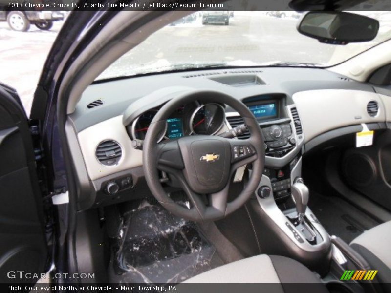 Atlantis Blue Metallic / Jet Black/Medium Titanium 2013 Chevrolet Cruze LS
