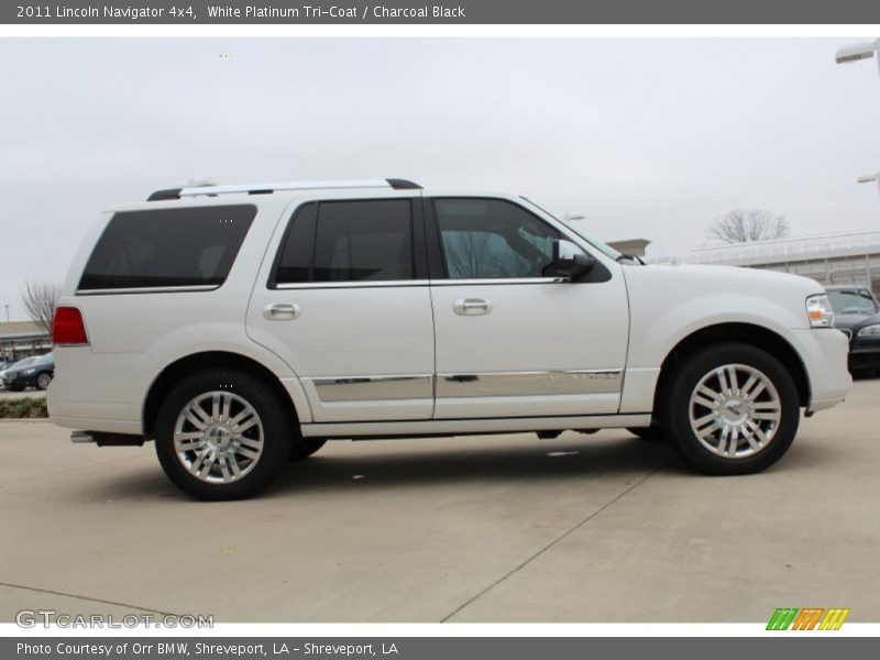 White Platinum Tri-Coat / Charcoal Black 2011 Lincoln Navigator 4x4