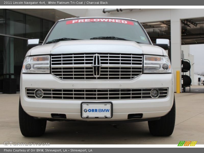 White Platinum Tri-Coat / Charcoal Black 2011 Lincoln Navigator 4x4