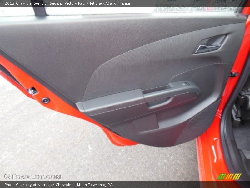 Victory Red / Jet Black/Dark Titanium 2013 Chevrolet Sonic LT Sedan