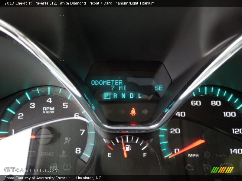 White Diamond Tricoat / Dark Titanium/Light Titanium 2013 Chevrolet Traverse LTZ