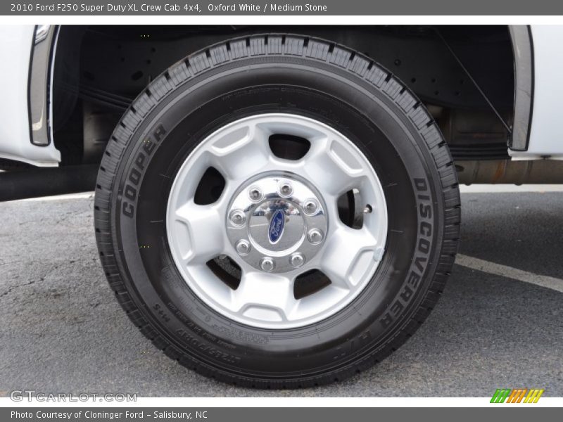 Oxford White / Medium Stone 2010 Ford F250 Super Duty XL Crew Cab 4x4