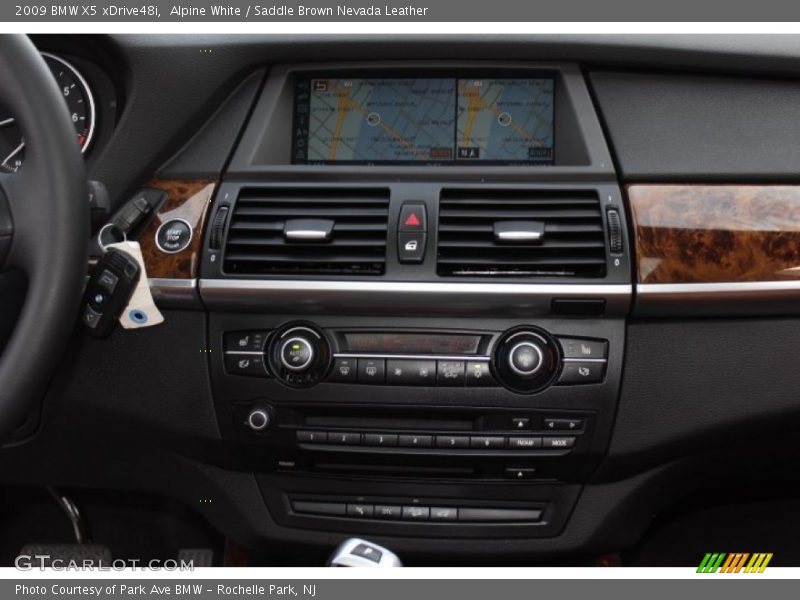 Alpine White / Saddle Brown Nevada Leather 2009 BMW X5 xDrive48i