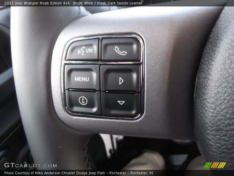 Controls of 2013 Wrangler Moab Edition 4x4