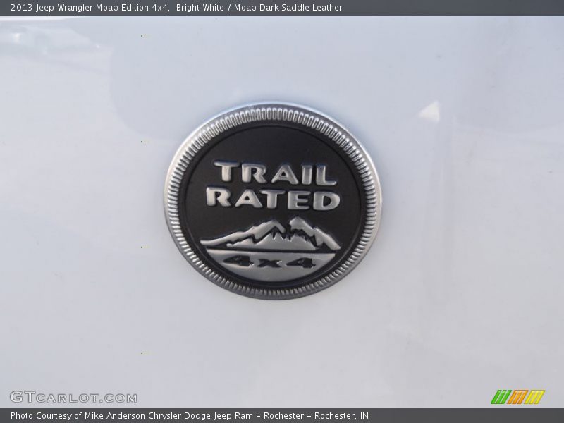 Bright White / Moab Dark Saddle Leather 2013 Jeep Wrangler Moab Edition 4x4