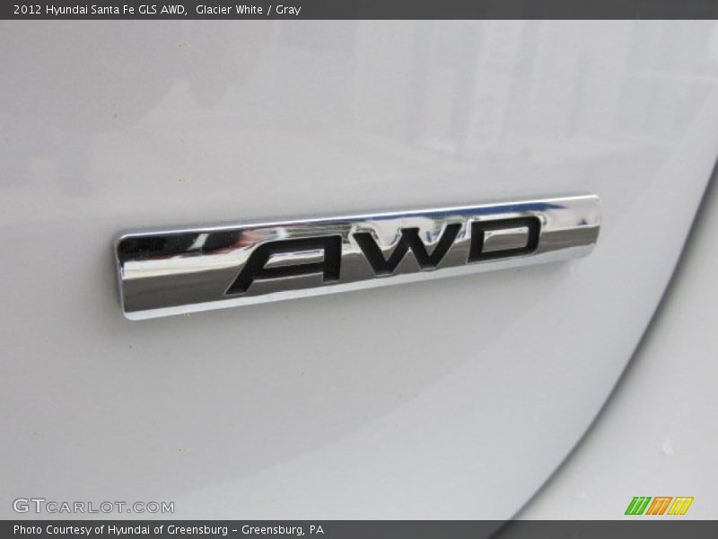 Glacier White / Gray 2012 Hyundai Santa Fe GLS AWD