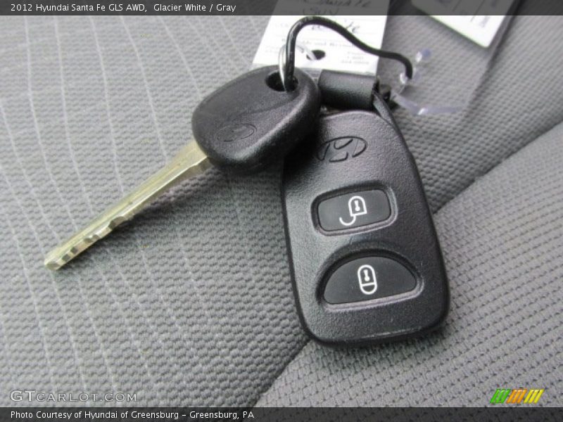 Glacier White / Gray 2012 Hyundai Santa Fe GLS AWD