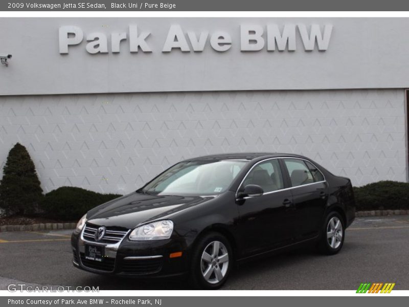 Black Uni / Pure Beige 2009 Volkswagen Jetta SE Sedan