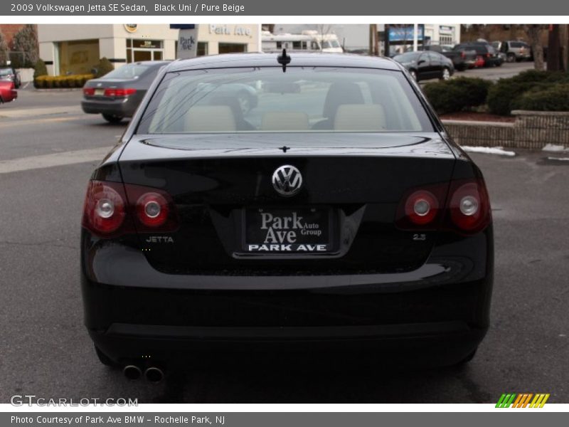 Black Uni / Pure Beige 2009 Volkswagen Jetta SE Sedan