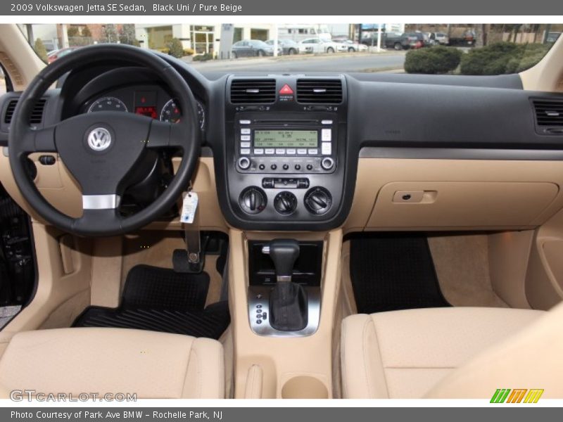 Dashboard of 2009 Jetta SE Sedan