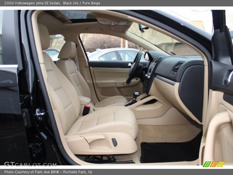  2009 Jetta SE Sedan Pure Beige Interior